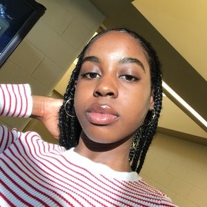 Meet your Posher, Leilani